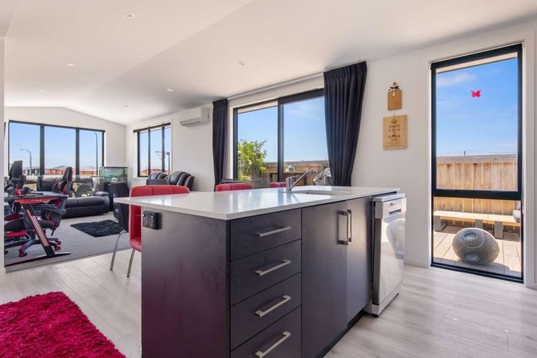 Photo of property in 136 Union Drive, Papamoa, 3118