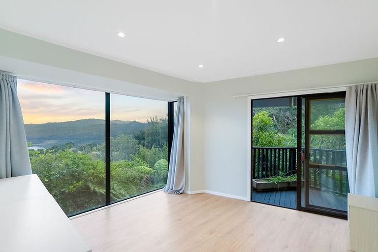 Photo of property in 12 Victory Road, Laingholm, Auckland, 0604