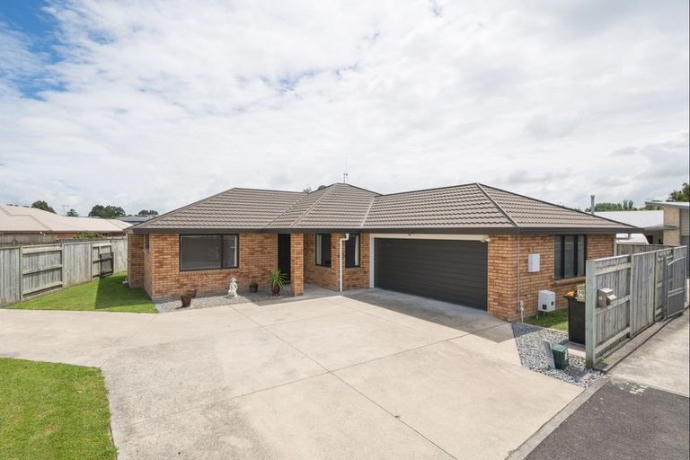 Photo of property in 10a Pegasus Place, Kelvin Grove, Palmerston North, 4414