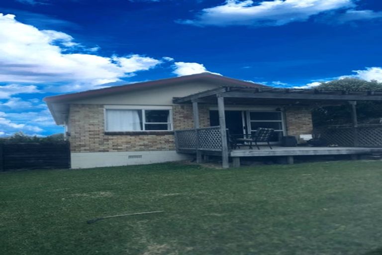 Photo of property in 22 Penton Road, Stanmore Bay, Whangaparaoa, 0932