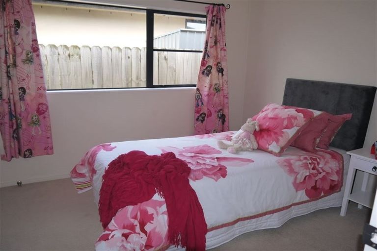 Photo of property in 497 Great South Road, Opaheke, Papakura, 2113