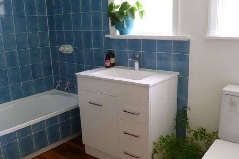 Photo of property in 58 Matai Road, Raumati South, Paraparaumu, 5032