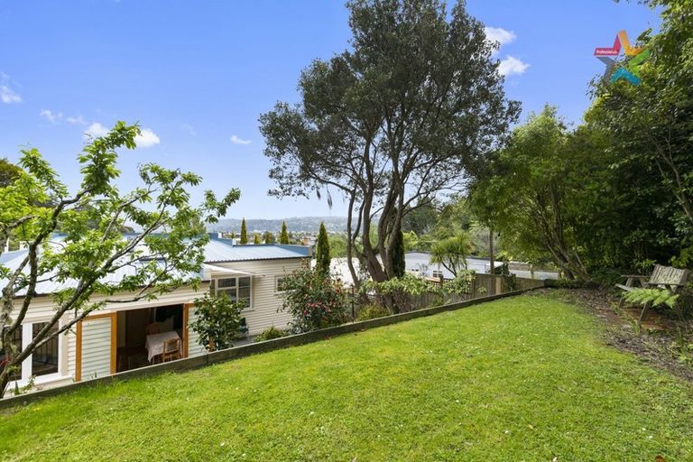 Photo of property in 69 Norton Park Avenue, Fairfield, Lower Hutt, 5011