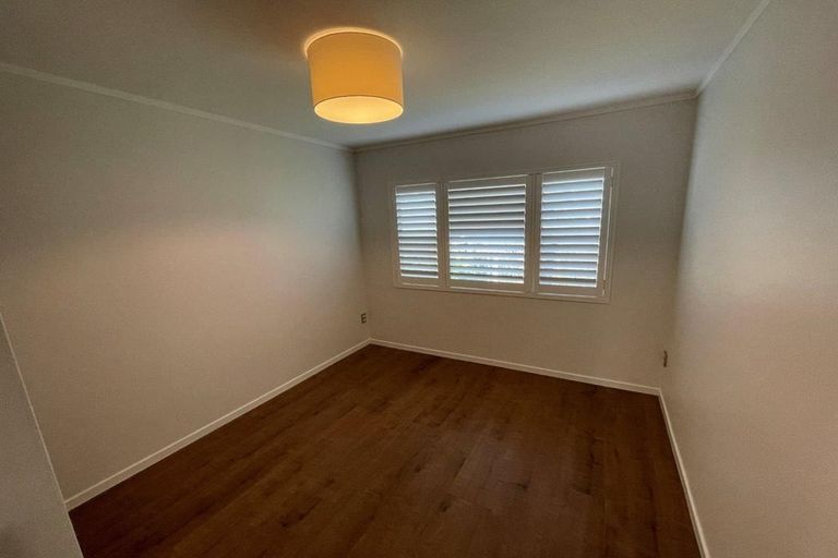 Photo of property in 23 Edendale Road, Somerville, Auckland, 2014