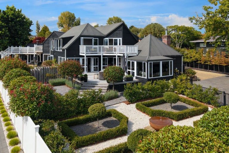 Photo of property in 26 Otupai Street, Two Mile Bay, Taupo, 3330