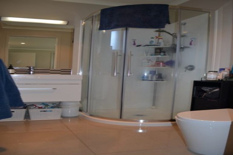 Photo of property in 16 Rochfort Crescent, Pyes Pa, Tauranga, 3112