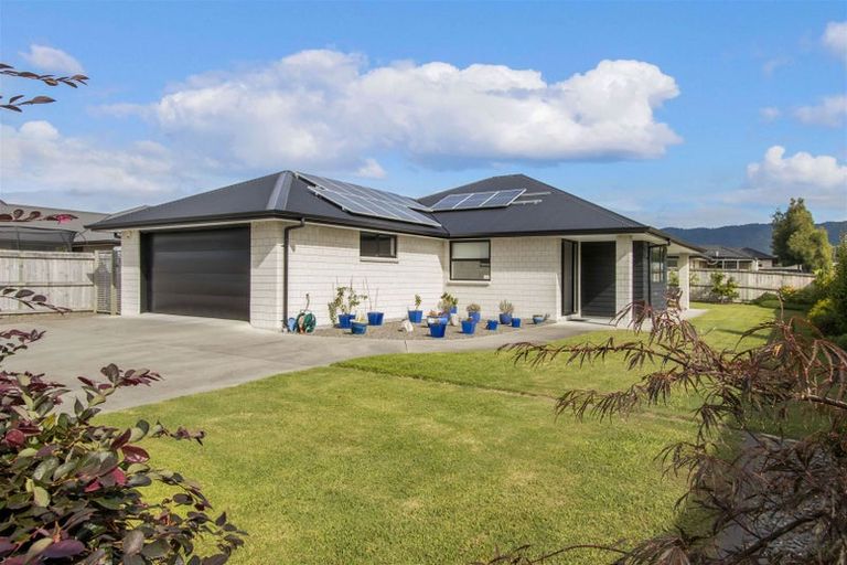 Photo of property in 19 Nolan Place, Katikati, 3129