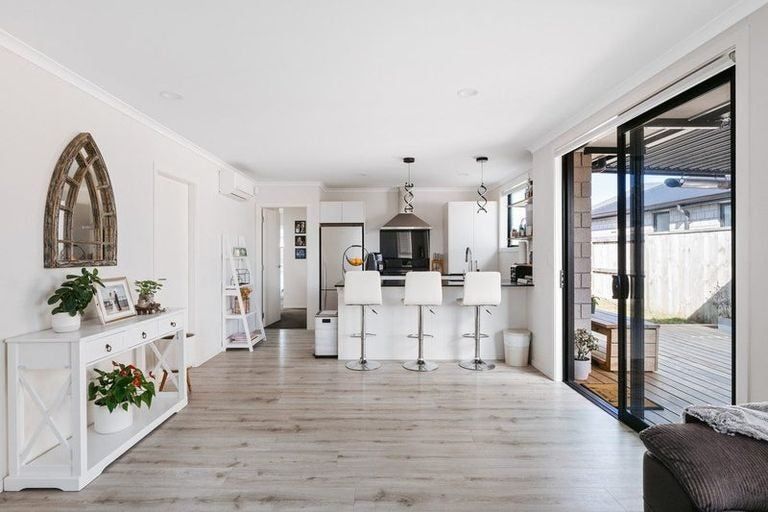 Photo of property in 16 Anchor Crescent, Papamoa, 3118