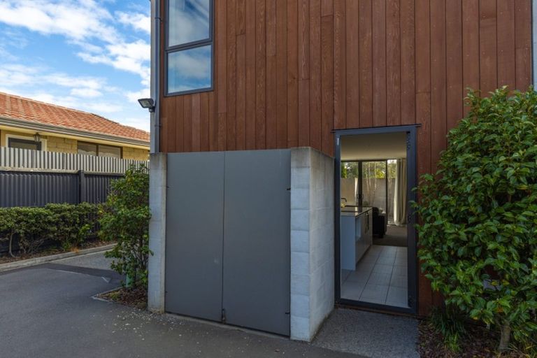 Photo of property in 1/20 North Avon Road, Richmond, Christchurch, 8013