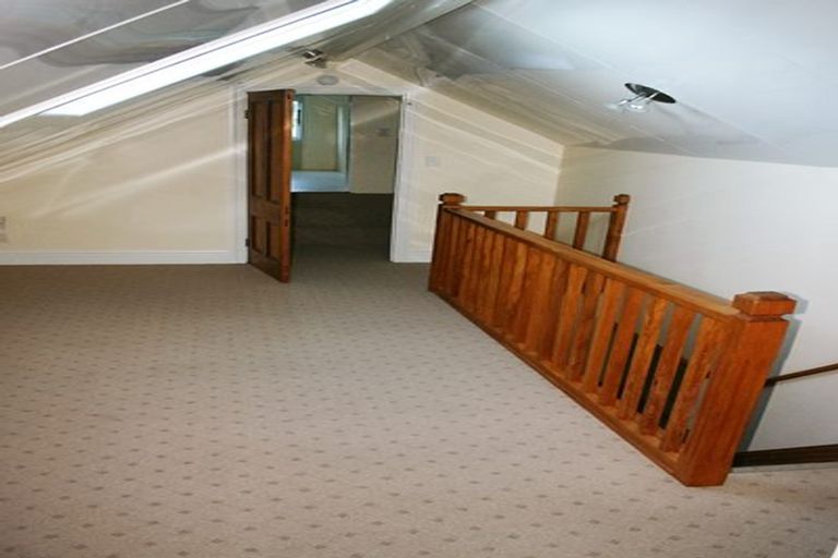 Photo of property in 41 Patanga Crescent, Thorndon, Wellington, 6011