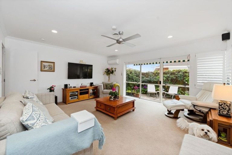 Photo of property in 4 Palm Court, Mount Maunganui, 3116