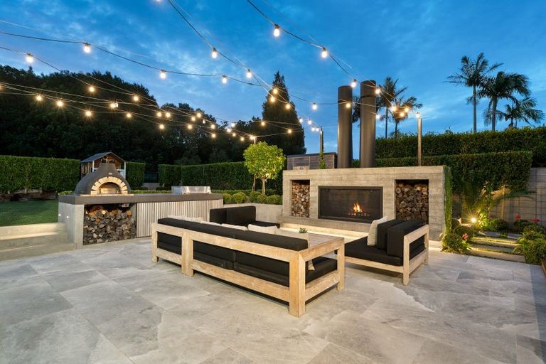 Photo of property in 39 Maungakiekie Avenue, Greenlane, Auckland, 1051