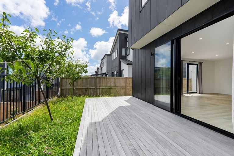 Photo of property in 36 Clara Road, Silverdale, 0932