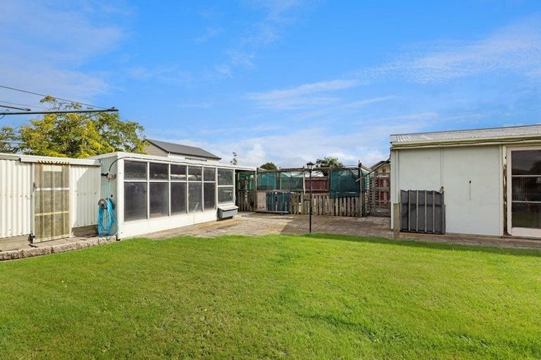 Photo of property in 137 Mcmurdo Street, Tinwald, Ashburton, 7700