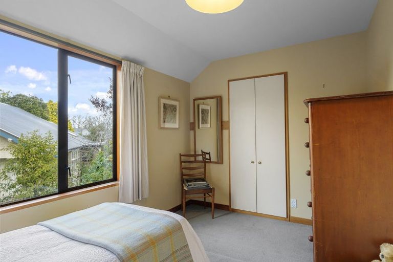 Photo of property in 20 Snowdon Road, Fendalton, Christchurch, 8052