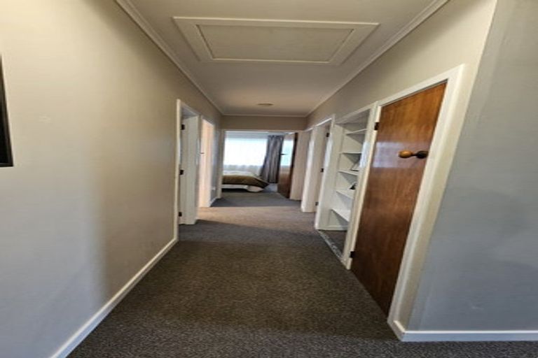 Photo of property in 10 Truby King Street, Merrilands, New Plymouth, 4312