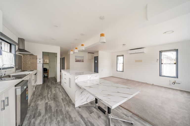 Photo of property in 43 Donnelley Drive, Wainuiomata, Lower Hutt, 5014