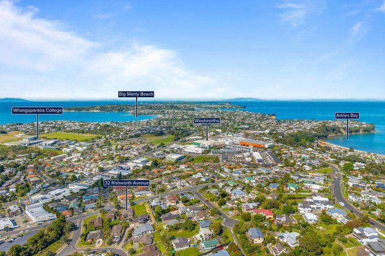 Photo of property in 32 Rishworth Avenue, Stanmore Bay, Whangaparaoa, 0932