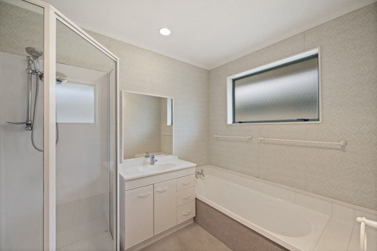 Photo of property in 5 Peddie Street, Taradale, Napier, 4112