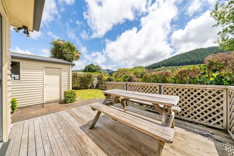 Photo of property in 32 Mcleod Street, Elderslea, Upper Hutt, 5018