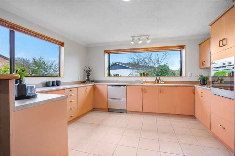 Photo of property in 1 Niddry Crescent, Winton, 9720