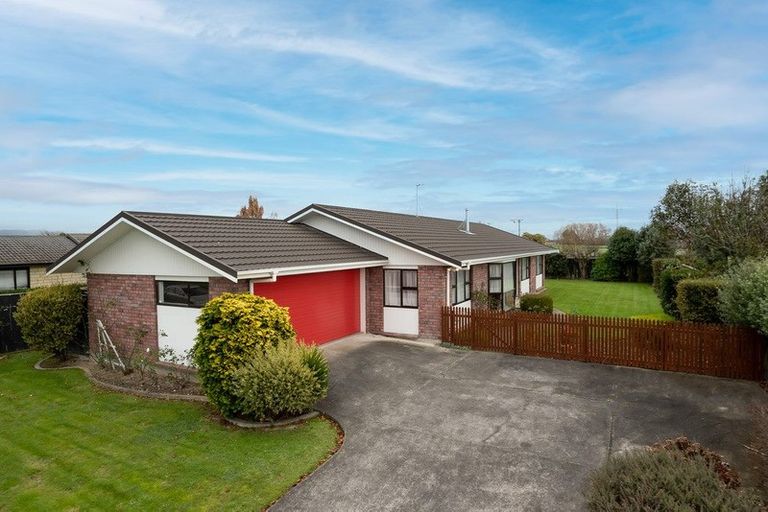 Photo of property in 124 Amberley Avenue, Highbury, Palmerston North, 4412