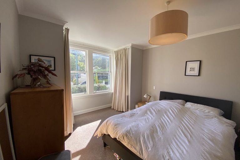 Photo of property in 106 Pirie Street, Mount Victoria, Wellington, 6011