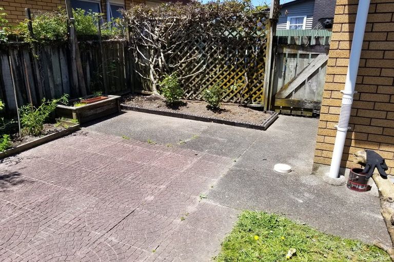 Photo of property in 240a Te Atatu Road, Te Atatu South, Auckland, 0610
