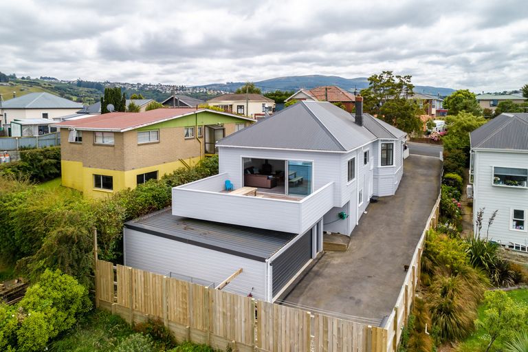 Photo of property in 33 Stanley Street, Kenmure, Dunedin, 9011