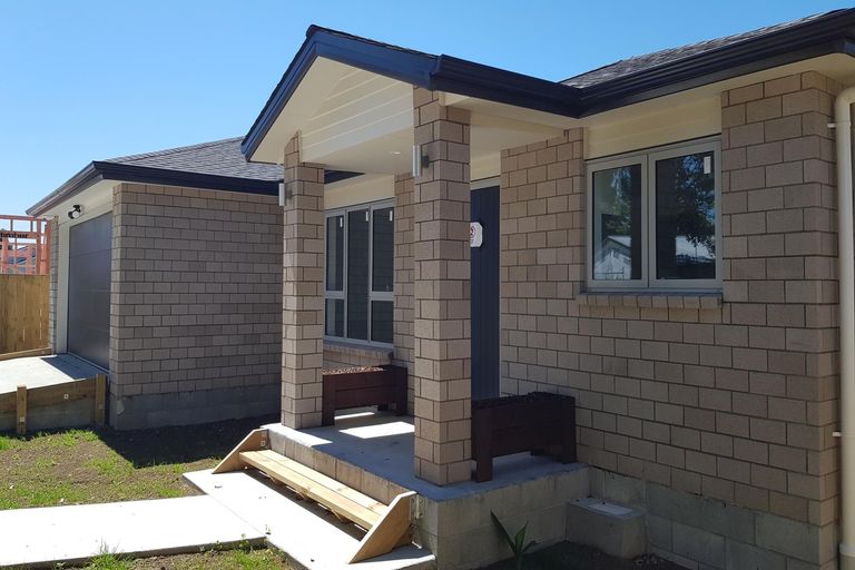 Photo of property in 39d Taka Street, Takanini, 2112