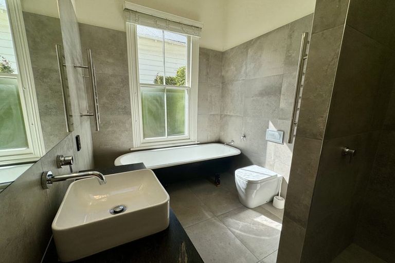 Photo of property in 18 Burgess Road, Devonport, Auckland, 0624