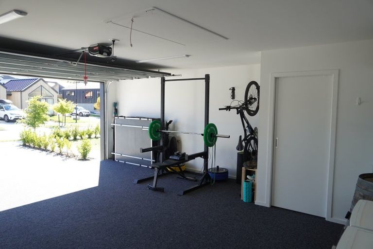 Photo of property in 93 Drysdale Road, Jacks Point, 9371