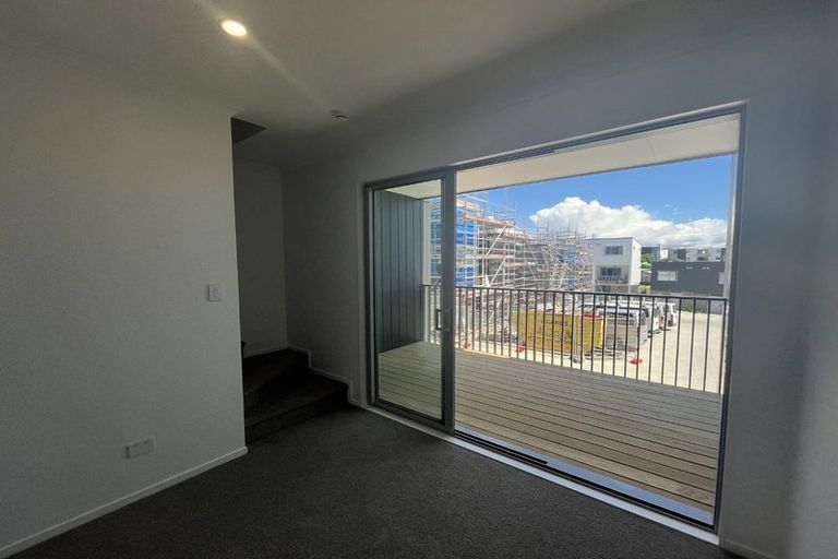 Photo of property in 37 Ngae Place, Mangere East, Auckland, 2024