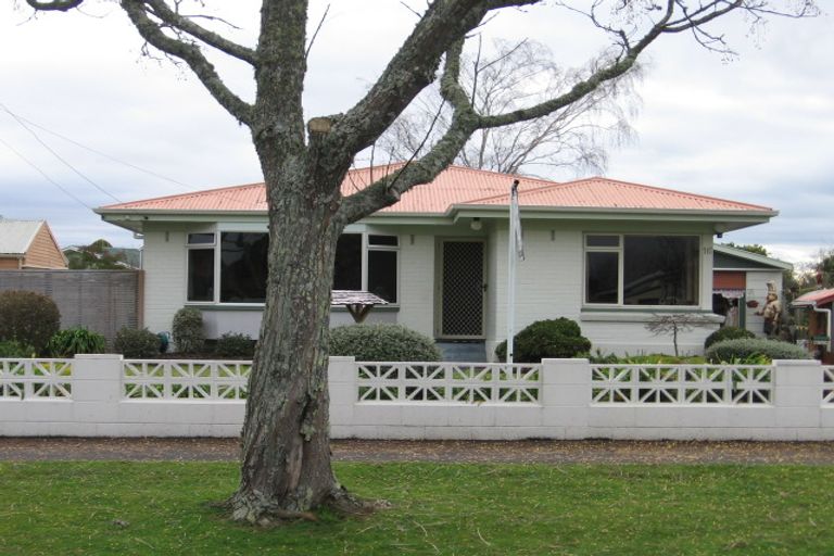 Photo of property in 16 Livingstone Avenue, Nawton, Hamilton, 3200