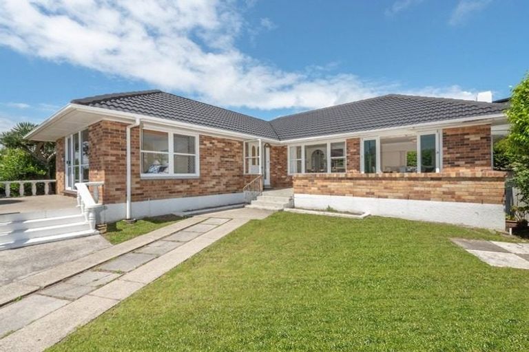 Photo of property in 90 Oceanview Road, Mount Maunganui, 3116