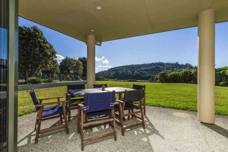 Photo of property in 107b Warman Road, Okura, Albany, 0792