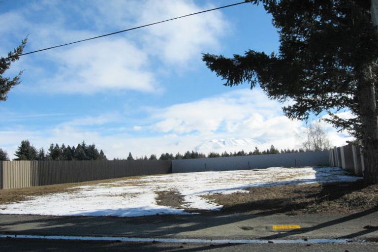 Photo of property in 75 Totara Drive, Twizel, 7901