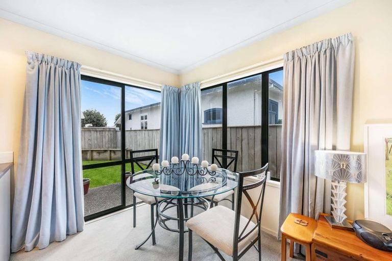 Photo of property in 800 Princes Street, Parkvale, Hastings, 4122