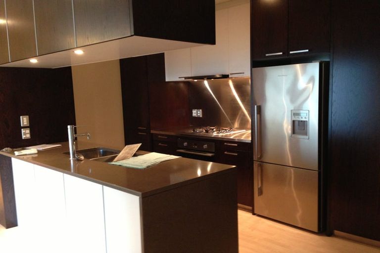 Photo of property in 9 Chews Lane, Wellington Central, Wellington, 6011