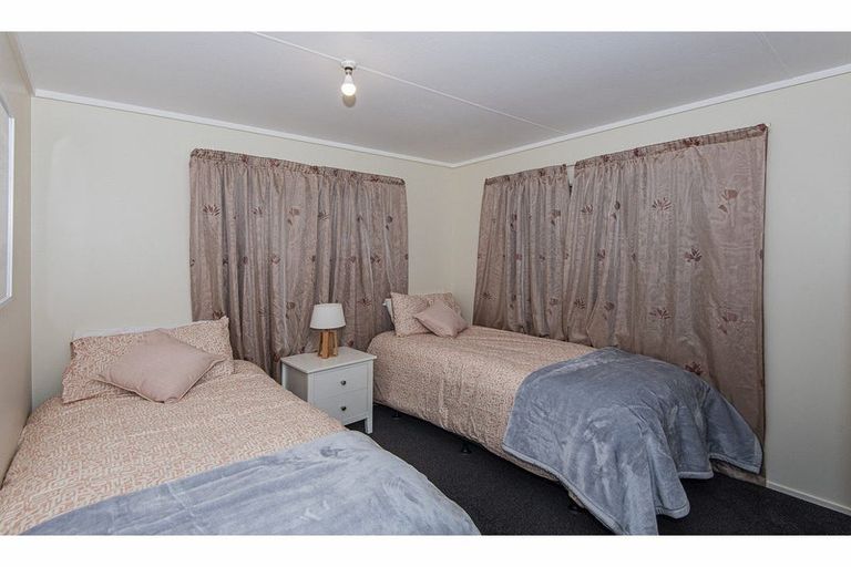 Photo of property in 16 Ascot Avenue, Te Kamo, Whangarei, 0112