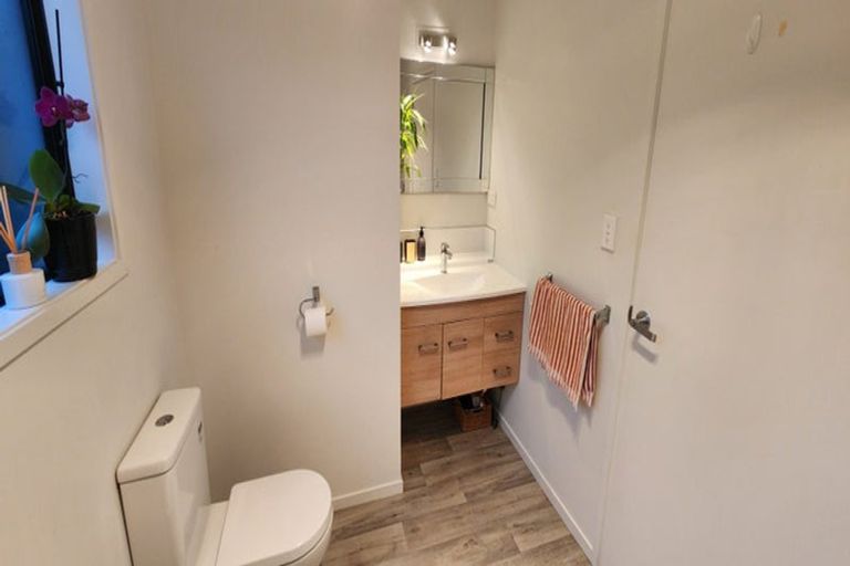 Photo of property in 3a Roto Street, Westown, New Plymouth, 4310