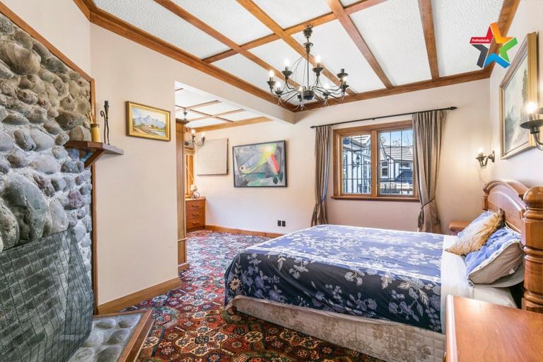 Photo of property in 345 Hebden Crescent, Kelson, Lower Hutt, 5010