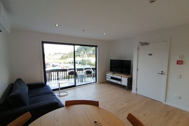 Photo of property in The Alex Apartments, 21/135b Hallenstein Street, Queenstown, 9300