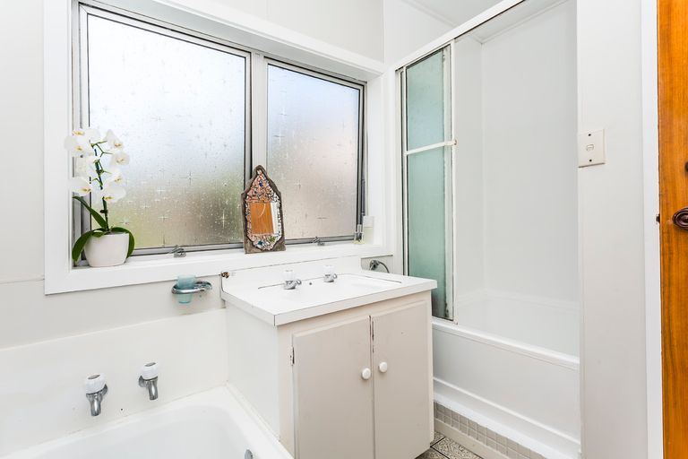 Photo of property in 1084 Brighton Road, Brighton, Dunedin, 9035