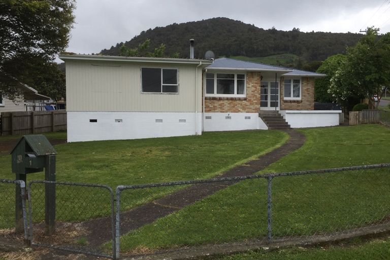 Photo of property in 1 Leslie Avenue, Western Heights, Rotorua, 3015