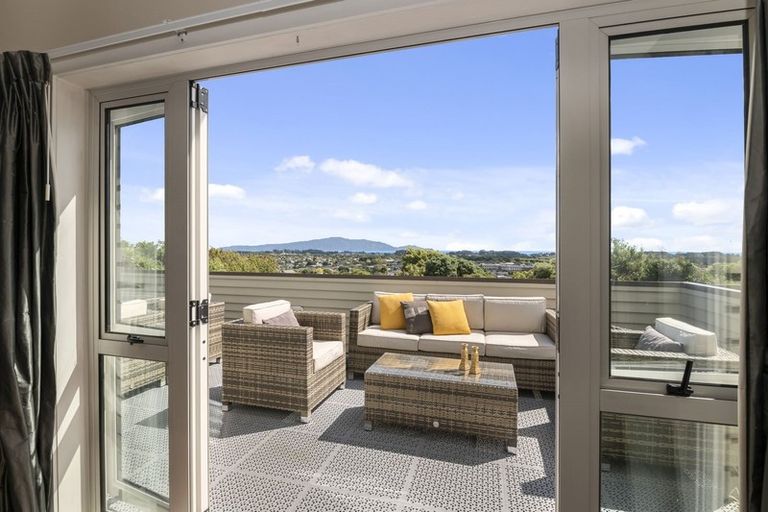 Photo of property in 103 Winara Avenue, Waikanae, 5036