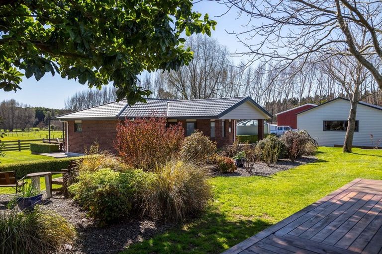 Photo of property in 39 Riversdale Road, Waihakeke, Carterton, 5792