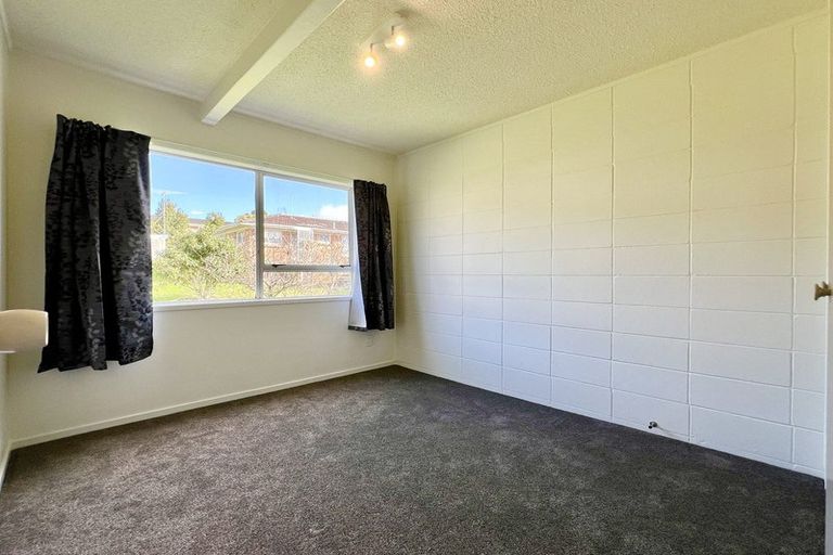 Photo of property in 2/74 Sunnybrae Road, Hillcrest, Auckland, 0627