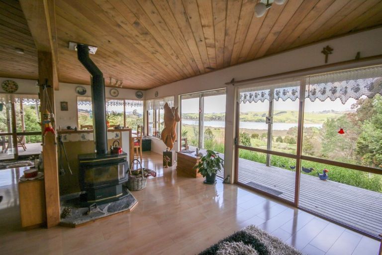 Photo of property in 221 Pahi Road, Pahi, Paparoa, 0571