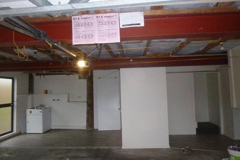 Photo of property in 12 Sumich Place, West Harbour, Auckland, 0618